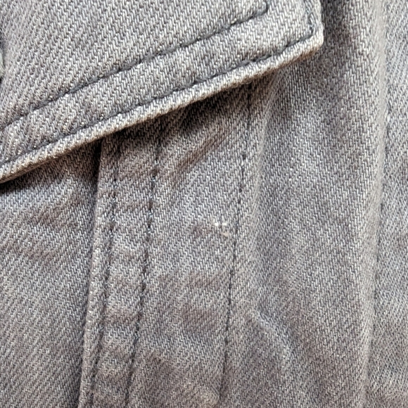 Levi's Light Grey Denim Trucker Jacket - Picture 4 of 7